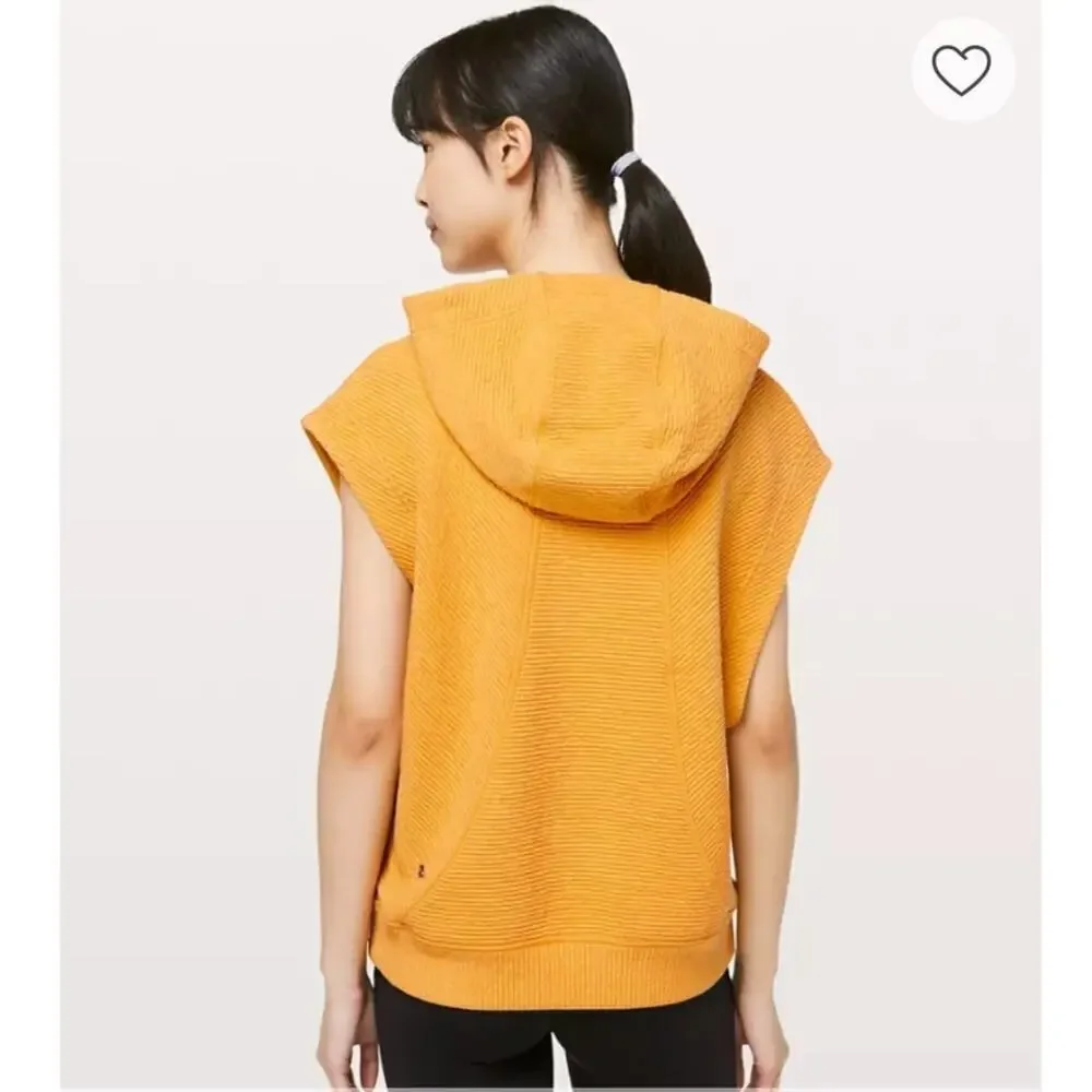 lululemon Womens Easy Going Hoodie Sleeveless Gold Hooded Size 10 Relaxed Fit